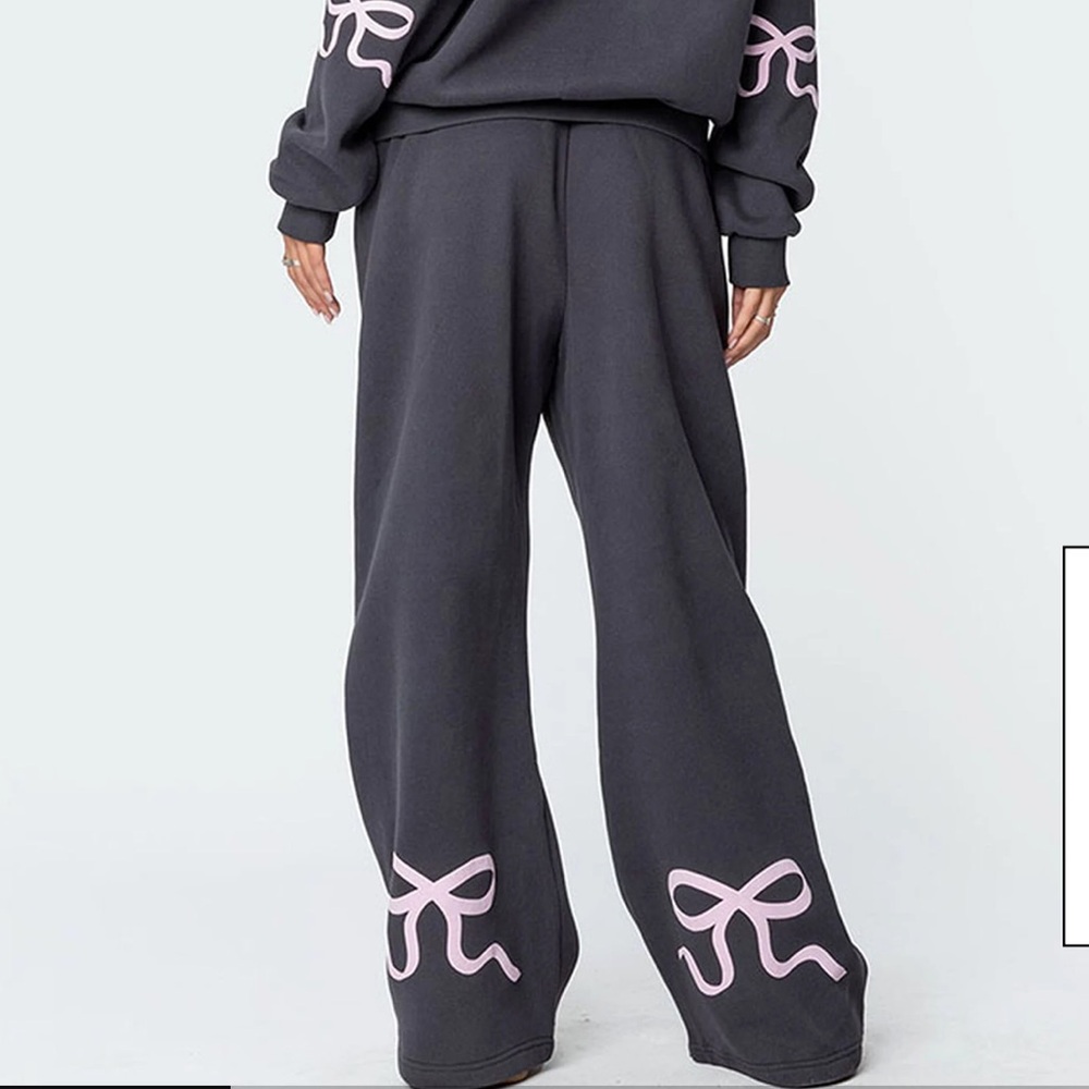 Edikted Bonney Bow Detail Sweatpants (NWT)